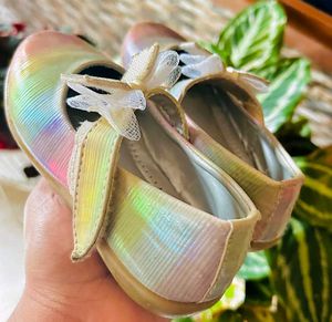 Girl&#39;s Miss Liya And Eten  Iridescent Ballet Flats