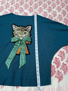 Women&#39;s Cute Cat Patch Loose Fit Casual Top