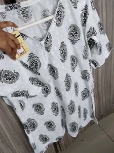 White Printed Cotton Kurti – Brand New