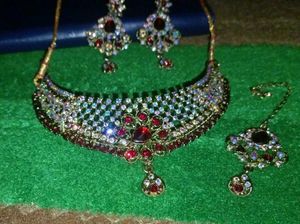 Elegant Indian Jewelry Set