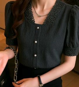tops with different colours