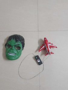 Toy Bundle - Hulk Mask & Airplane