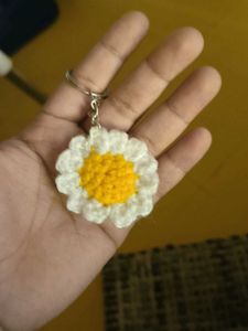 Daisy Crochet Keychain