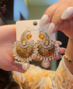 Elegant Paisley Drop Earrings