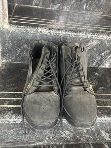 Black Leather Zip-Up Ankle Boots