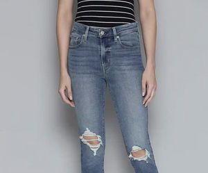 Levi’s 721 Women Skinny Fit High-Rise SlashKnee