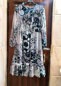 Floral Black 🖤✨Dress With Blue 💙 And Grey Colour Mixed.✨🪩🖤