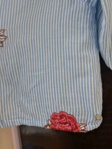 Striped Floral Shirt Size Xs