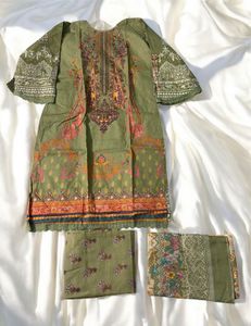 Winter Wear Full Pakistani 3 Piece Set