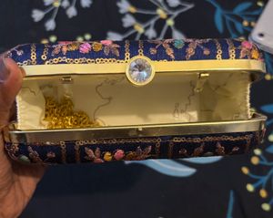 Embellished Clutch (350 each)