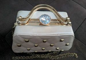 Stylish Quilted Crossbody Bag