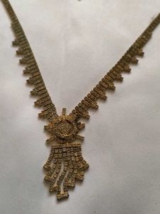 Elegant Necklace and Maang Tikka Set