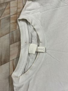 White Puffed Hands T-shirt