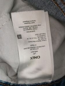 Light Blue Faded Jeans (Women&#39;s)