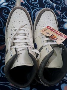 Air Jordan Sneakers