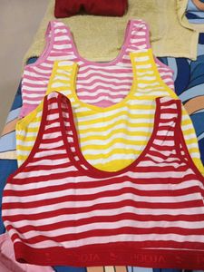 Striped Sports Bras - Girls