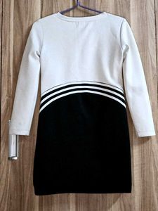 Long sleeve,above-knee dress for girls