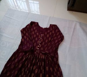 Nayra Cut Kurti
