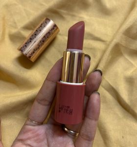 Kay Beauty Lipstick (shade- Rehearsal)