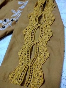 High Low Dress With Beutiful Lace Sleeves 😍