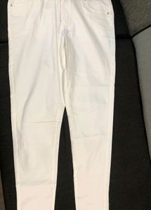 White Skinny Fit Jeans👖