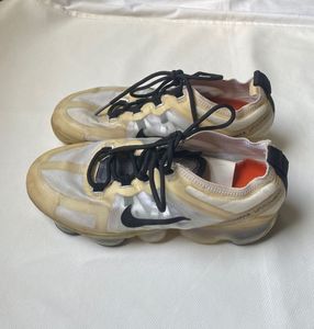 Nike Air Vapor Max Sneaker