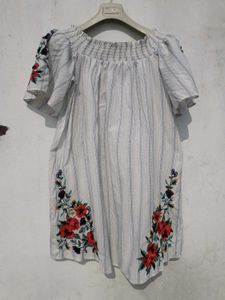 ZARA embroidered Dress🎀