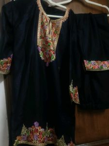 Embroidered Kurta Set gopati kadiye