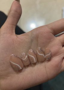 Glitter Wave Nail Polish