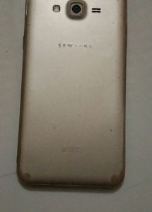 Samsung Galaxy J7