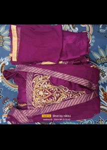 woman&#39;s ethnic gown set