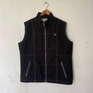 Vintage Black Sleeveless Puffer Vest