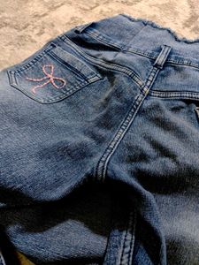 Stylish Denim Jeans with cute pink bow on it 🥳🎀