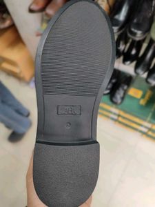 Zara Black Leather Chelsea Boots(Size7,8,9)