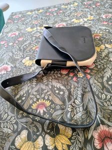 Liebeskind Berlin Leather Shoulder Bag