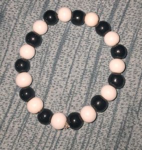 Woman Beaded Bracelet