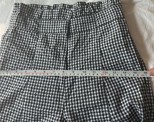26 High Waist Black&amp; White Check Girls Trouser