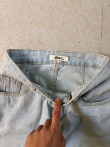 Wide Leg Denim Jeans 🤌🏻 ( fits 26,28)