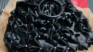 Chic Black pearl Handbag