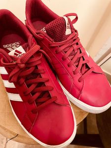 Adidas Grand Court Sneakers
