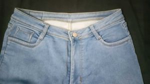 Light Wash Skinny Jeans