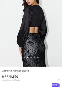 SAVANA black crop top