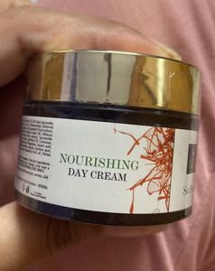 Saffron Nourishing Day Cream
