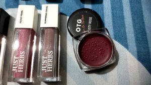 🆕8 Lipstick And Lip Gloss Combo