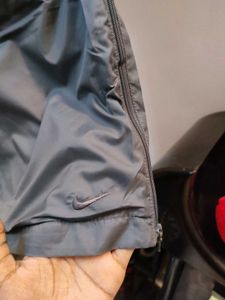 streetwear Nike grey parachute pants