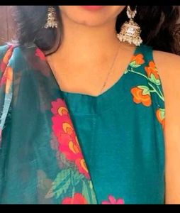 Klosia Green Flower Print Kurta Set