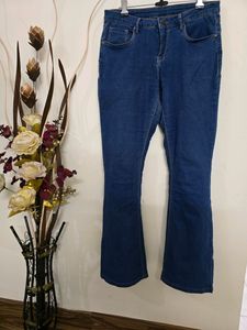 Women Flared High Rise Stretchable Jeans