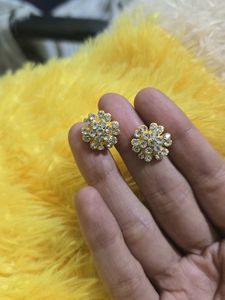 Assorted Jewellry As Shown In Pic