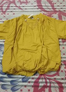 Trending Blouson Crop Top
