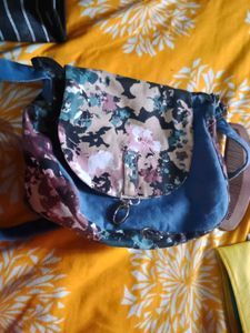 Sling Bag For Daily Use